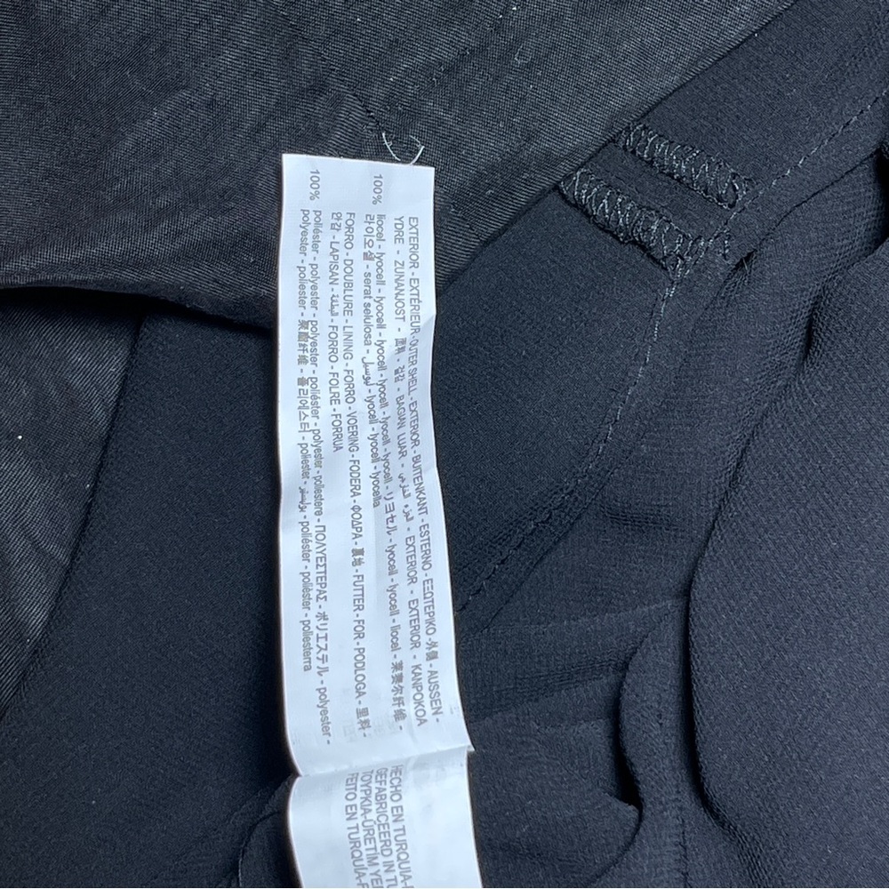 SATIN EFFECT PLEATED DRESS - size Large - Picture 9 of 14